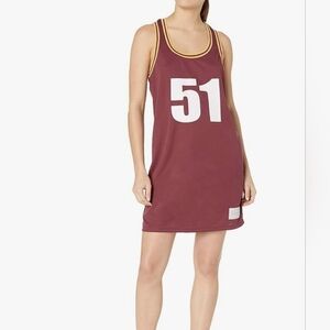 Sporty Burgundy Sleeveless Dress